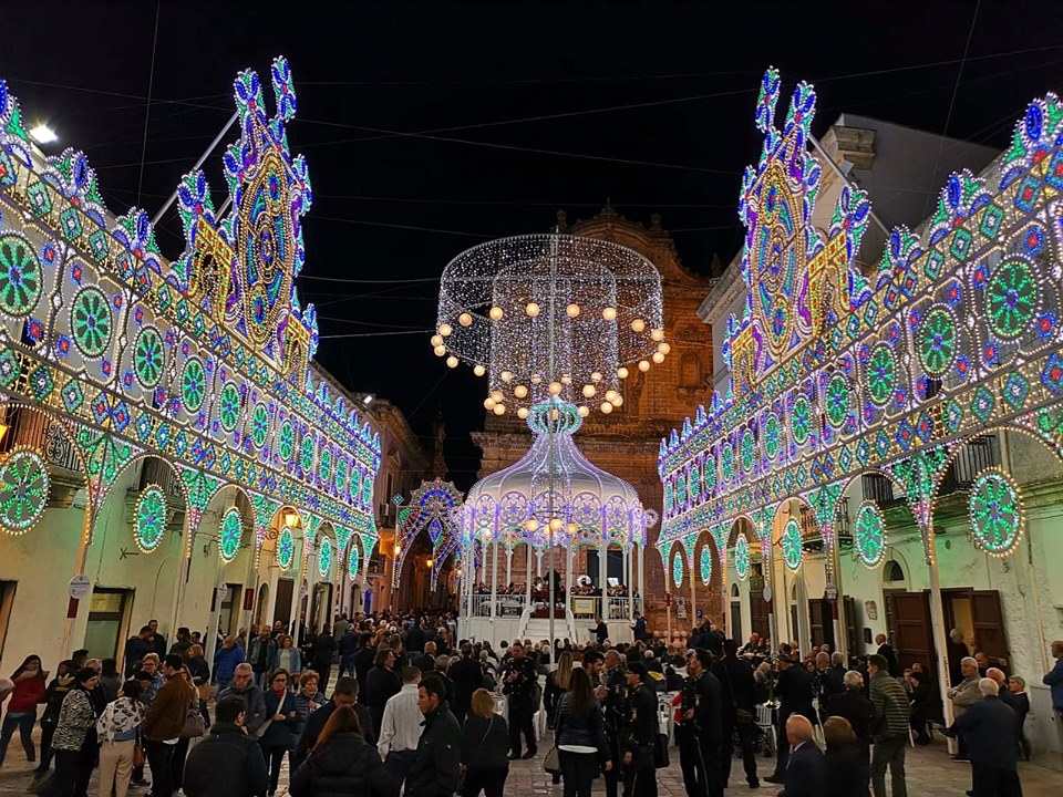 Festa SS. Crocifisso e Carro di Sant’Elena