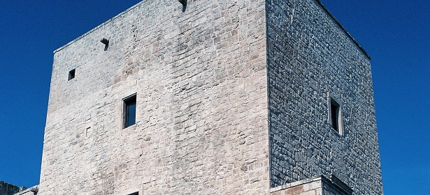 Norman-Swabian Tower of Porta Grande